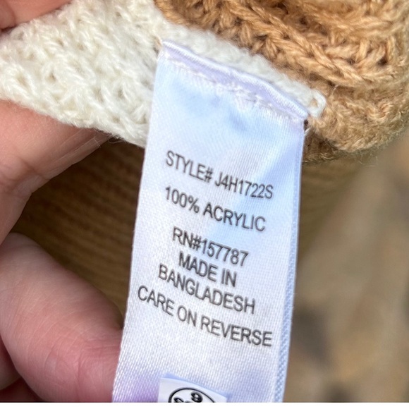 NWT-Sz S-FCT with love brand sweater. Multi-color with button detail - Picture 5 of 7